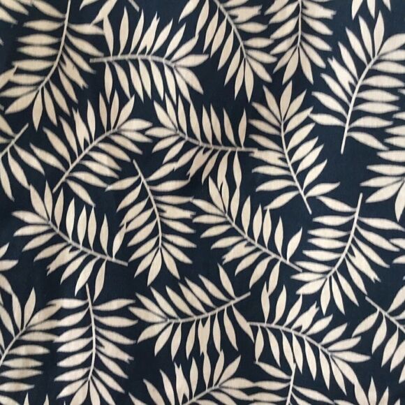 Allyson Whitmore golf tennis shorts skirt beige black size 10p - Picture 4 of 8